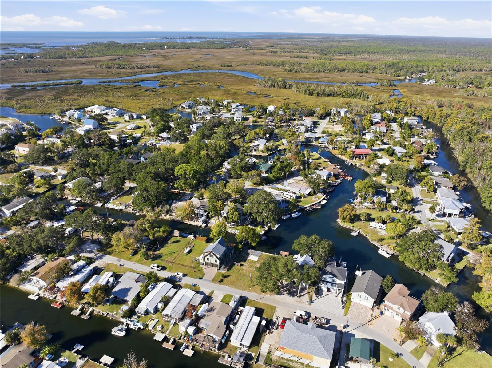 0 CIRCLE DR, WEEKI WACHEE, FL — photo 9