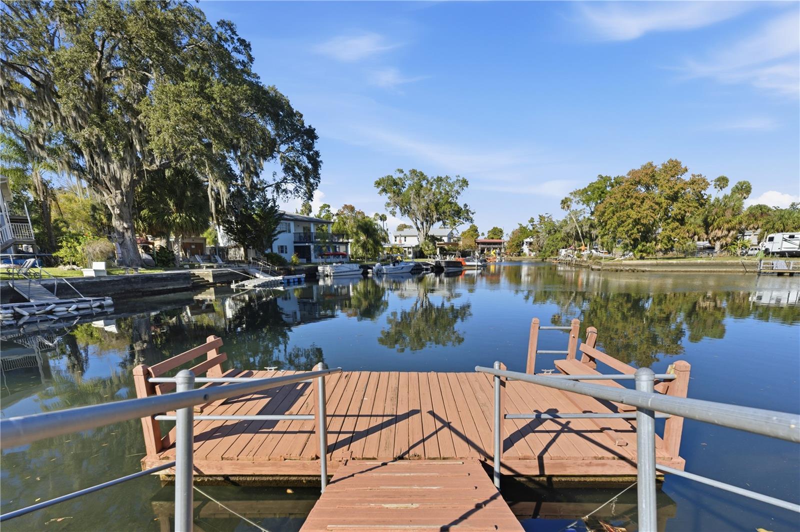 00 CIRCLE DR, WEEKI WACHEE, FL — photo 6