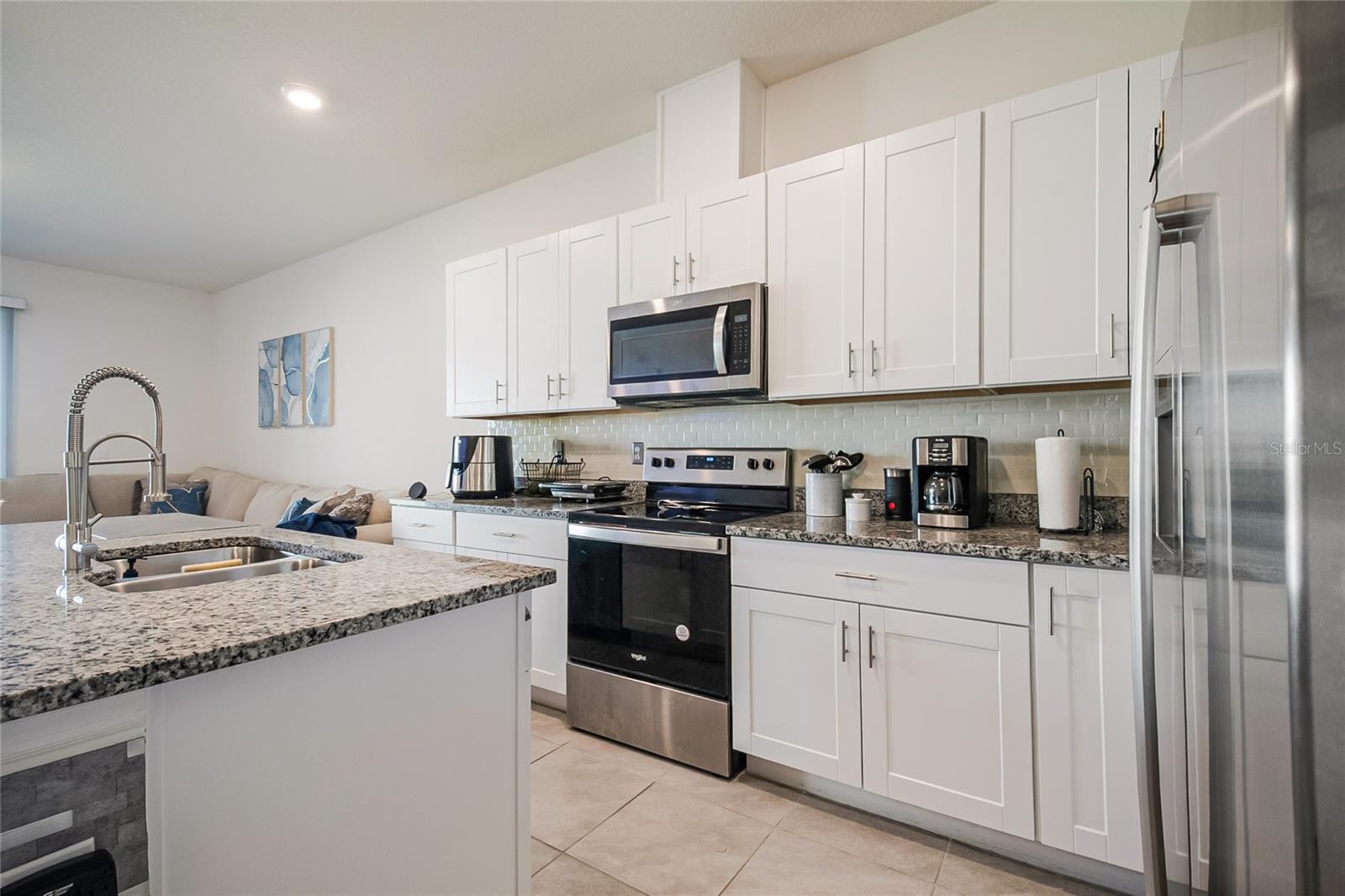 1359 ISLETA LOOP, KISSIMMEE, FL — photo 15