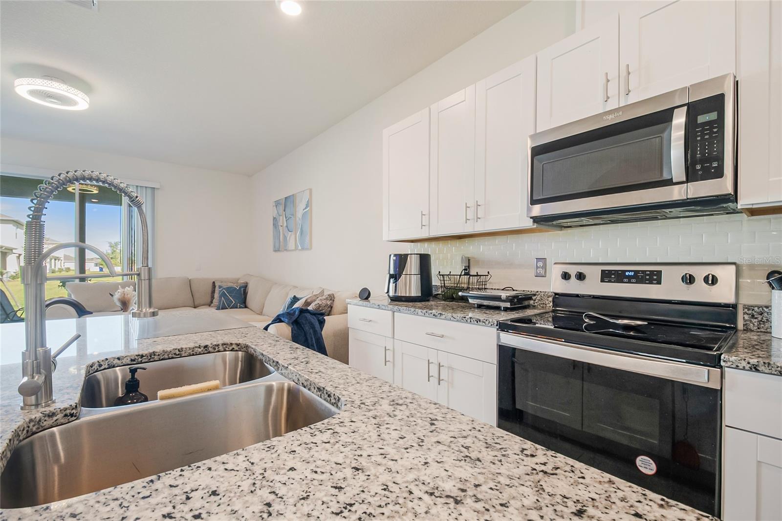 1359 ISLETA LOOP, KISSIMMEE, FL — photo 16