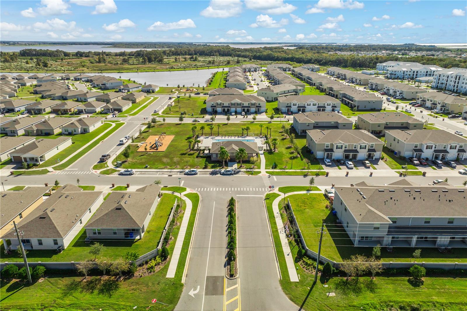 1359 ISLETA LOOP, KISSIMMEE, FL — photo 49