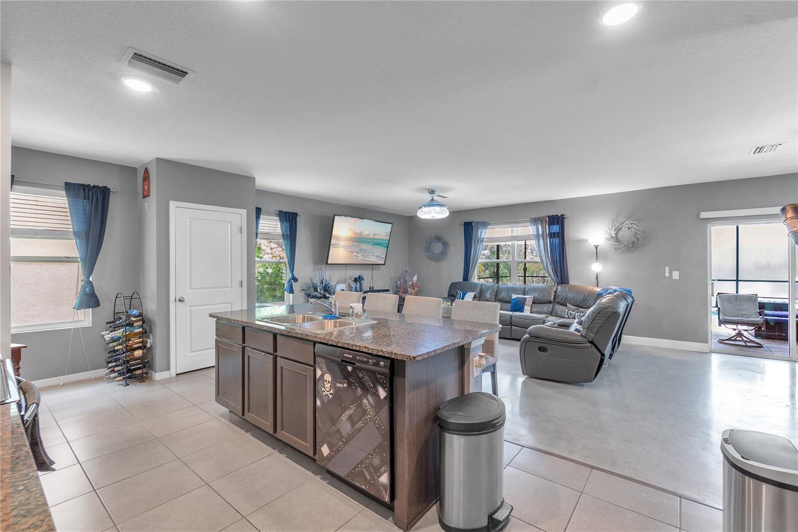 5330 SAN PALERMO DR, BRADENTON, FL — photo 6