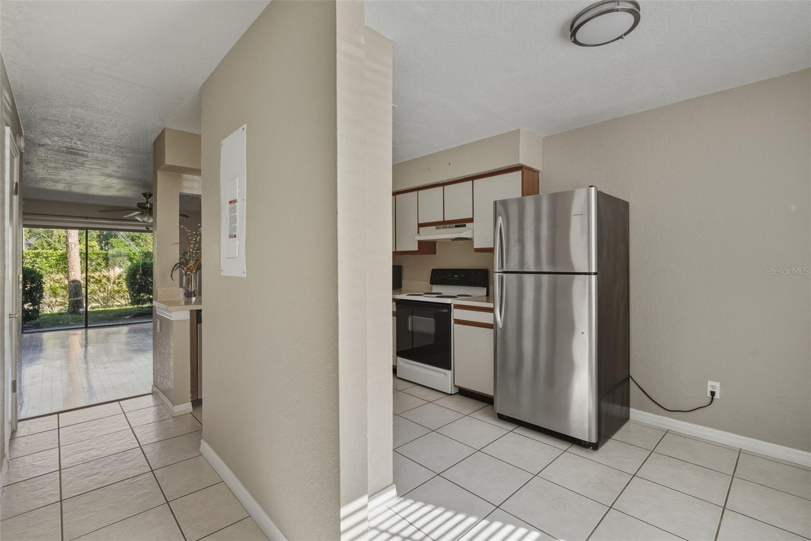 16545 LAKE BRIGADOON CIR, TAMPA, FL — photo 4