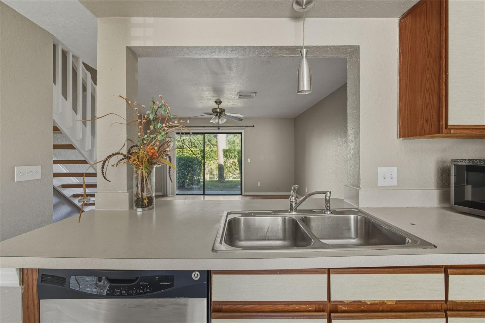 16545 LAKE BRIGADOON CIR, TAMPA, FL — photo 8