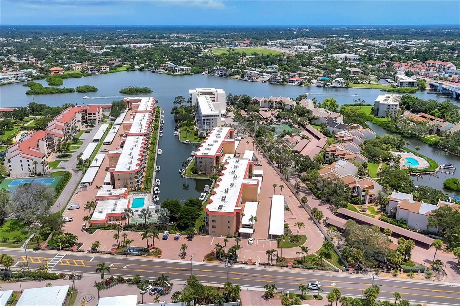 1250 N PORTOFINO DR #303, SARASOTA, FL — photo 23