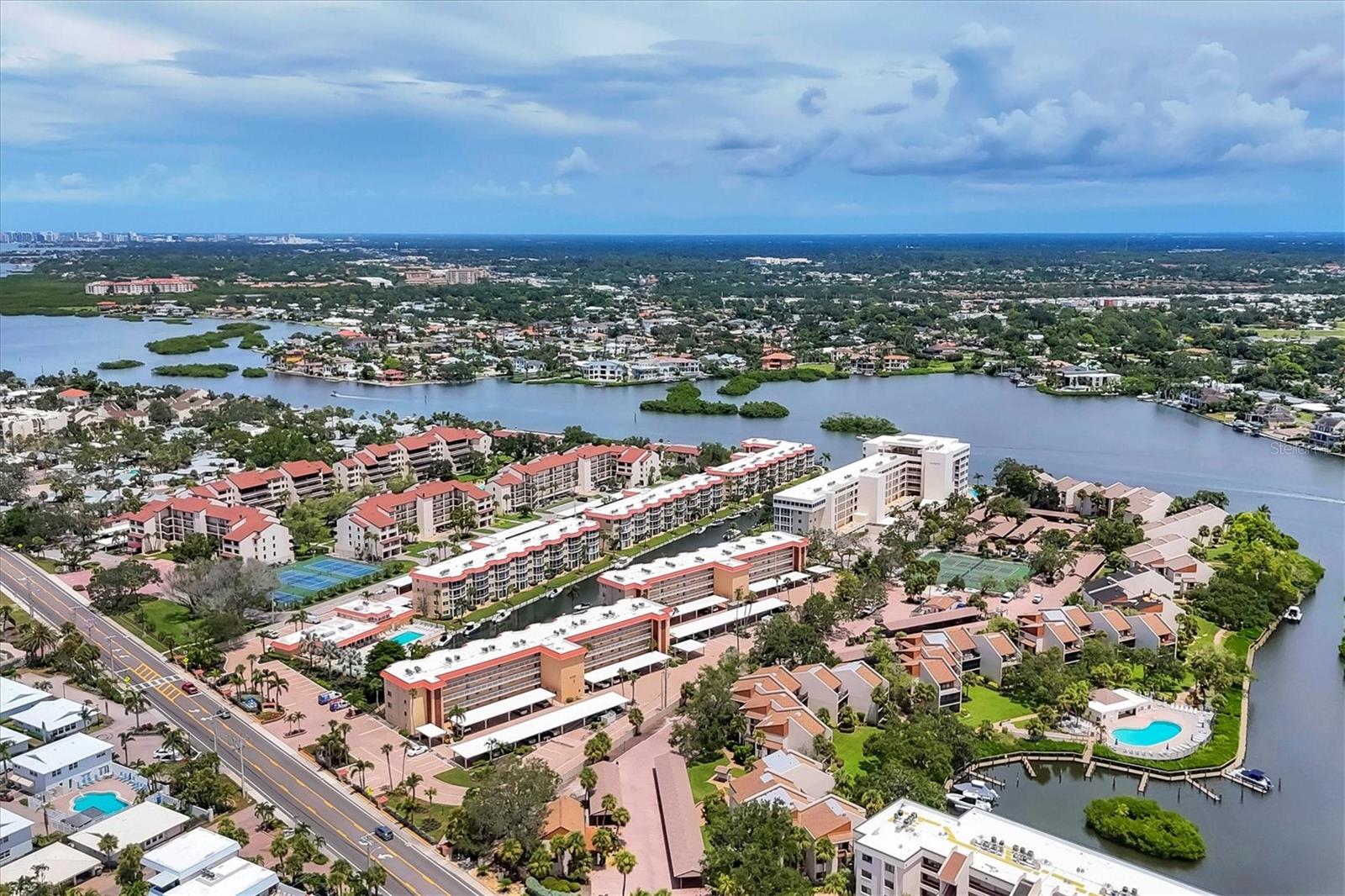 1250 N PORTOFINO DR #303, SARASOTA, FL — photo 24