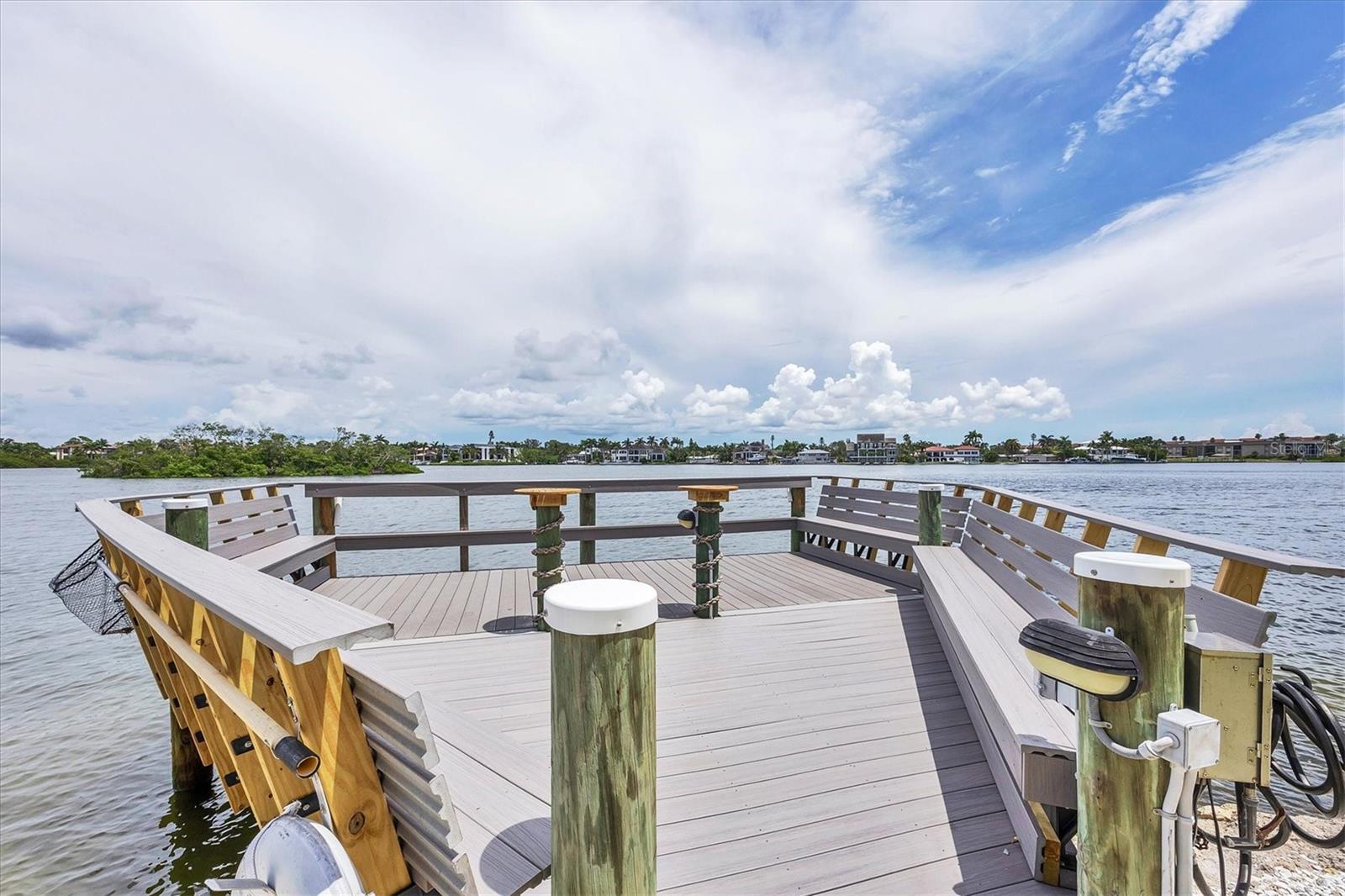 1250 N PORTOFINO DR #303, SARASOTA, FL — photo 39