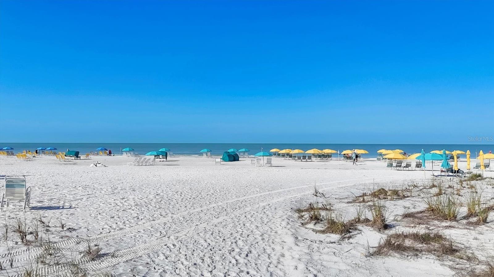 1250 N PORTOFINO DR #303, SARASOTA, FL — photo 46