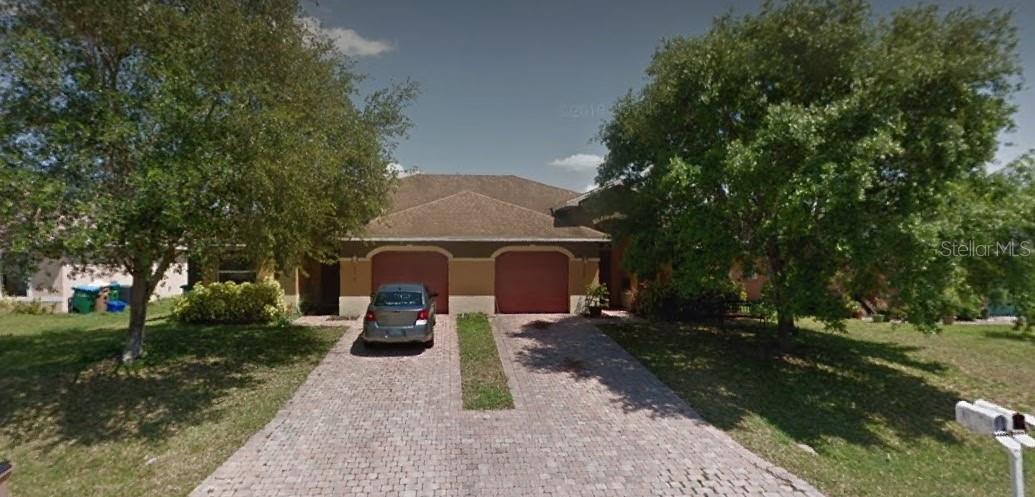 3221 SW SANTA BARBARA PL, CAPE CORAL, FL