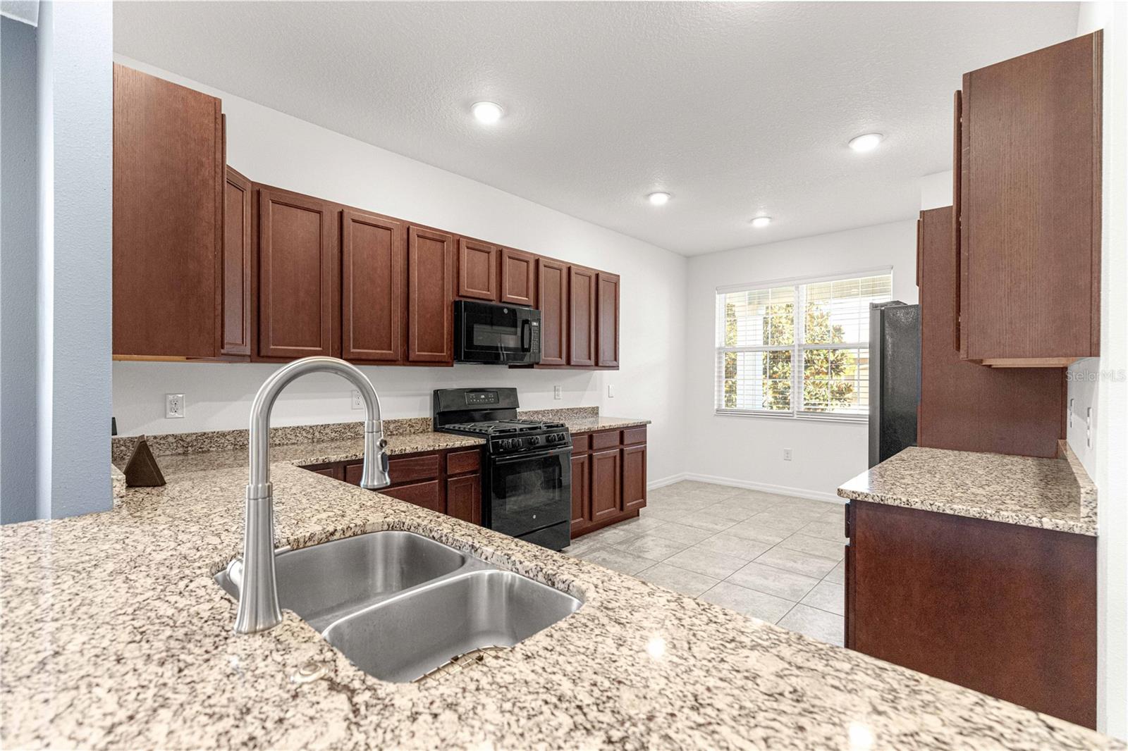8546 SW 79TH AVE, OCALA, FL — photo 15