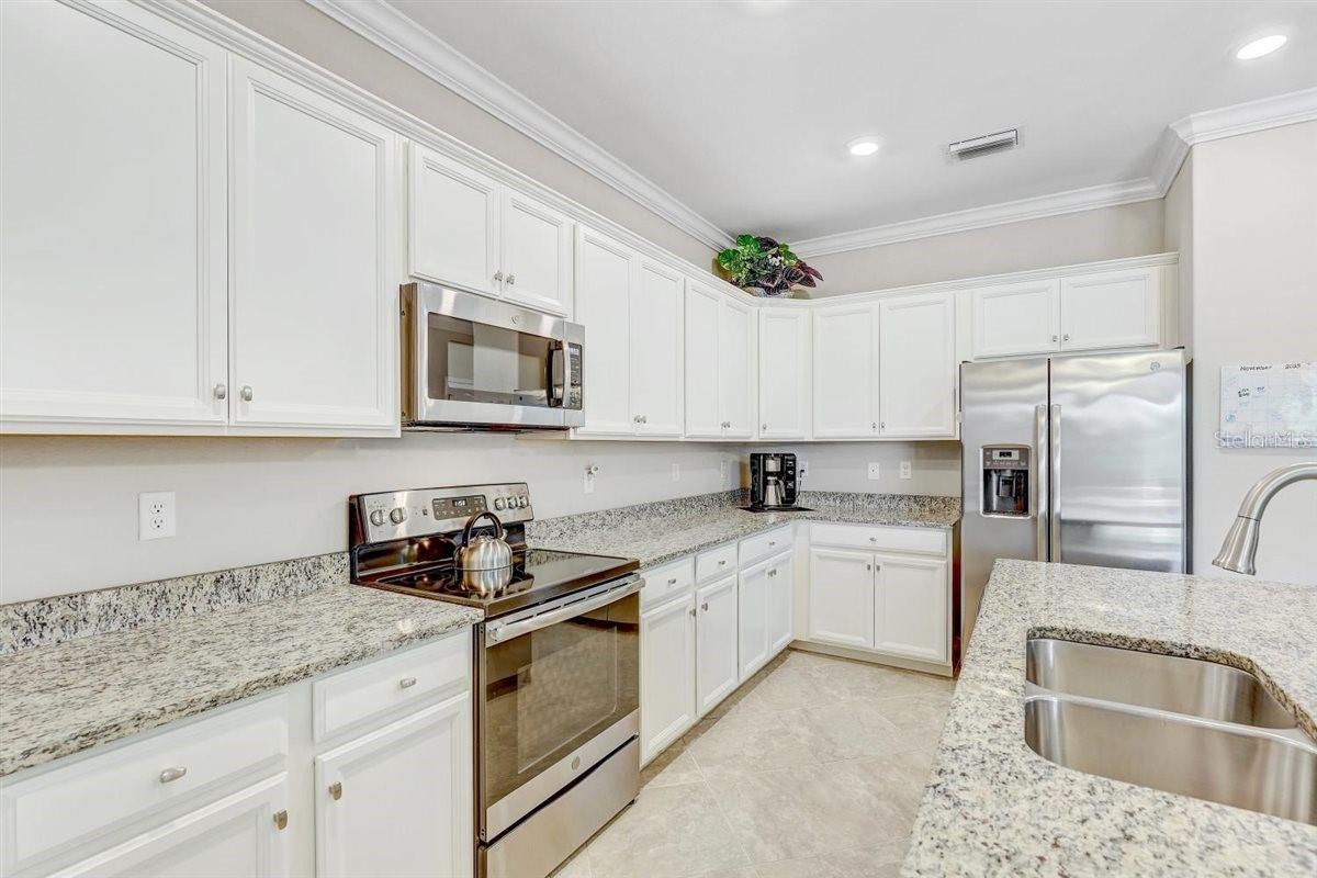 9481 RUSCELLO CT, FORT MYERS, FL — photo 6
