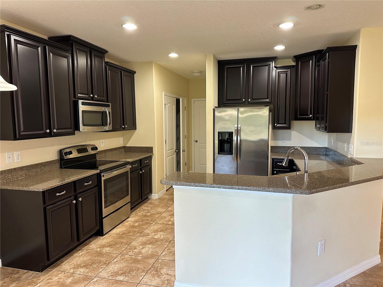 9908 SPICE BUSH CT, TAMPA, FL — photo 10