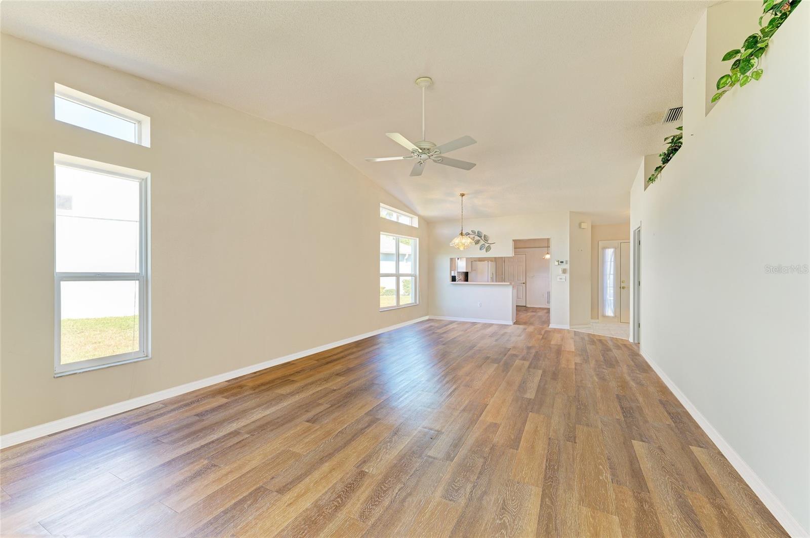 919 SPRING LAKES BLVD, BRADENTON, FL — photo 14