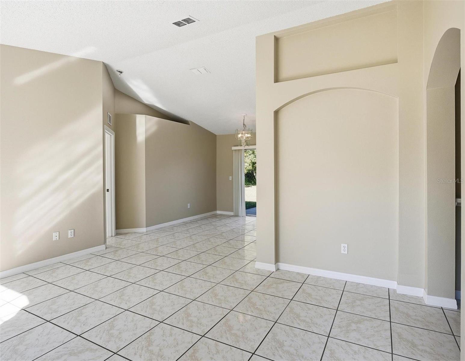 106 LA MANCHA DR, PALM COAST, FL — photo 3