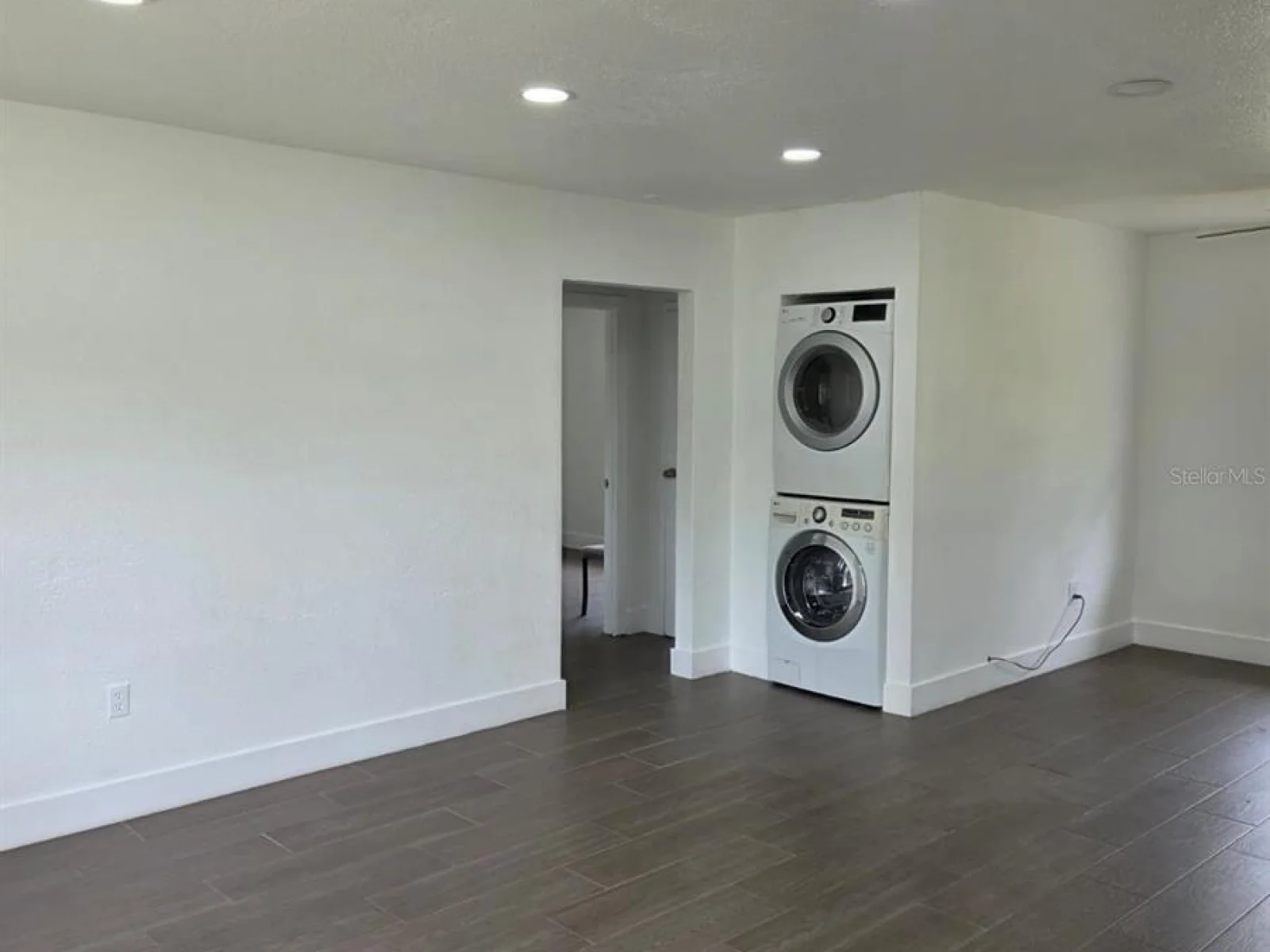1614 N WASHINGTON AVE, CLEARWATER, FL — photo 32