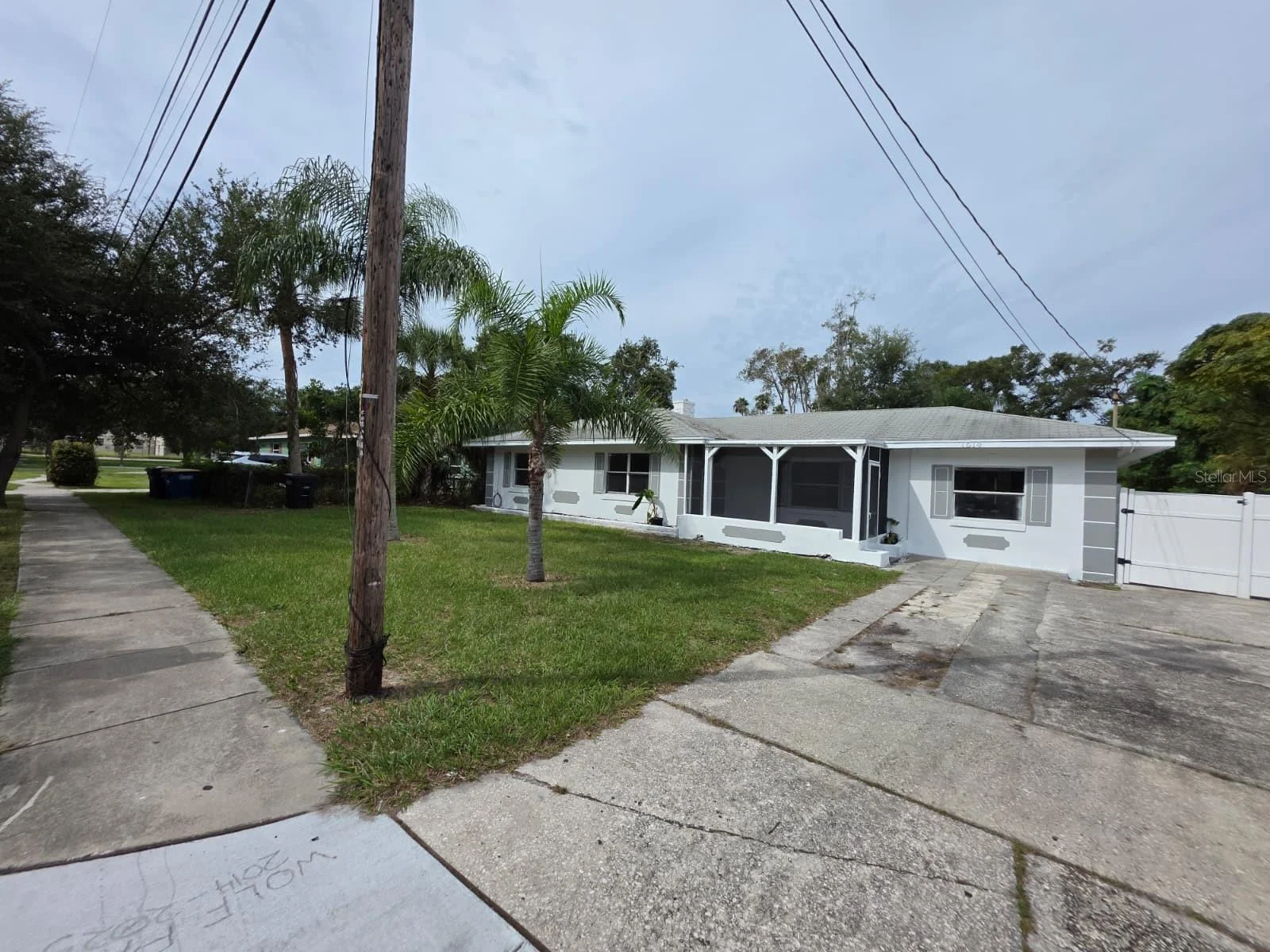 1614 N WASHINGTON AVE, CLEARWATER, FL — photo 1