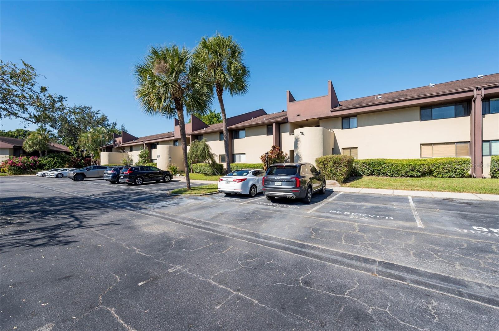 735 S VILLAGE DR N #206, ST PETERSBURG, FL — photo 3