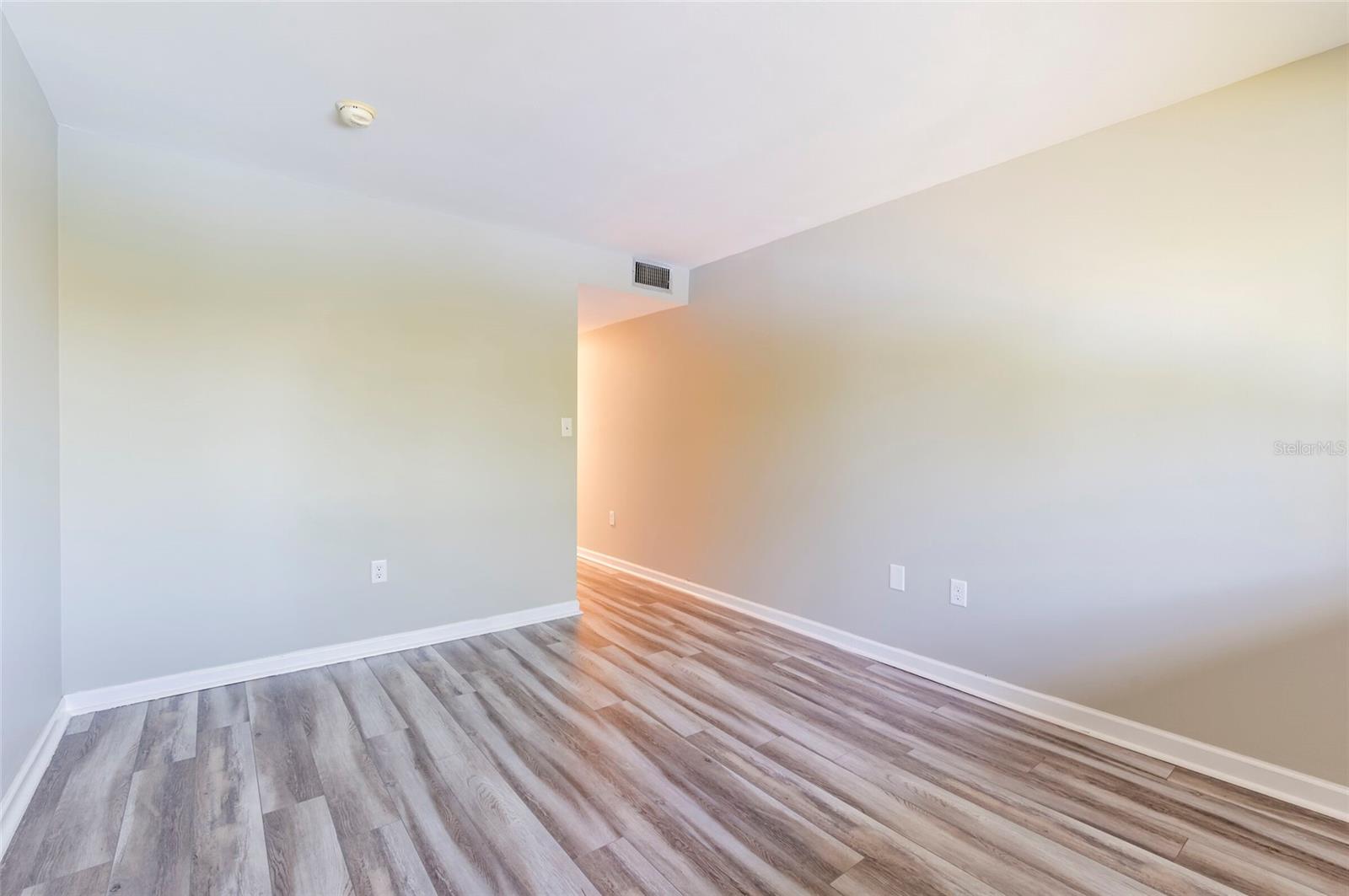 735 S VILLAGE DR N #206, ST PETERSBURG, FL — photo 21