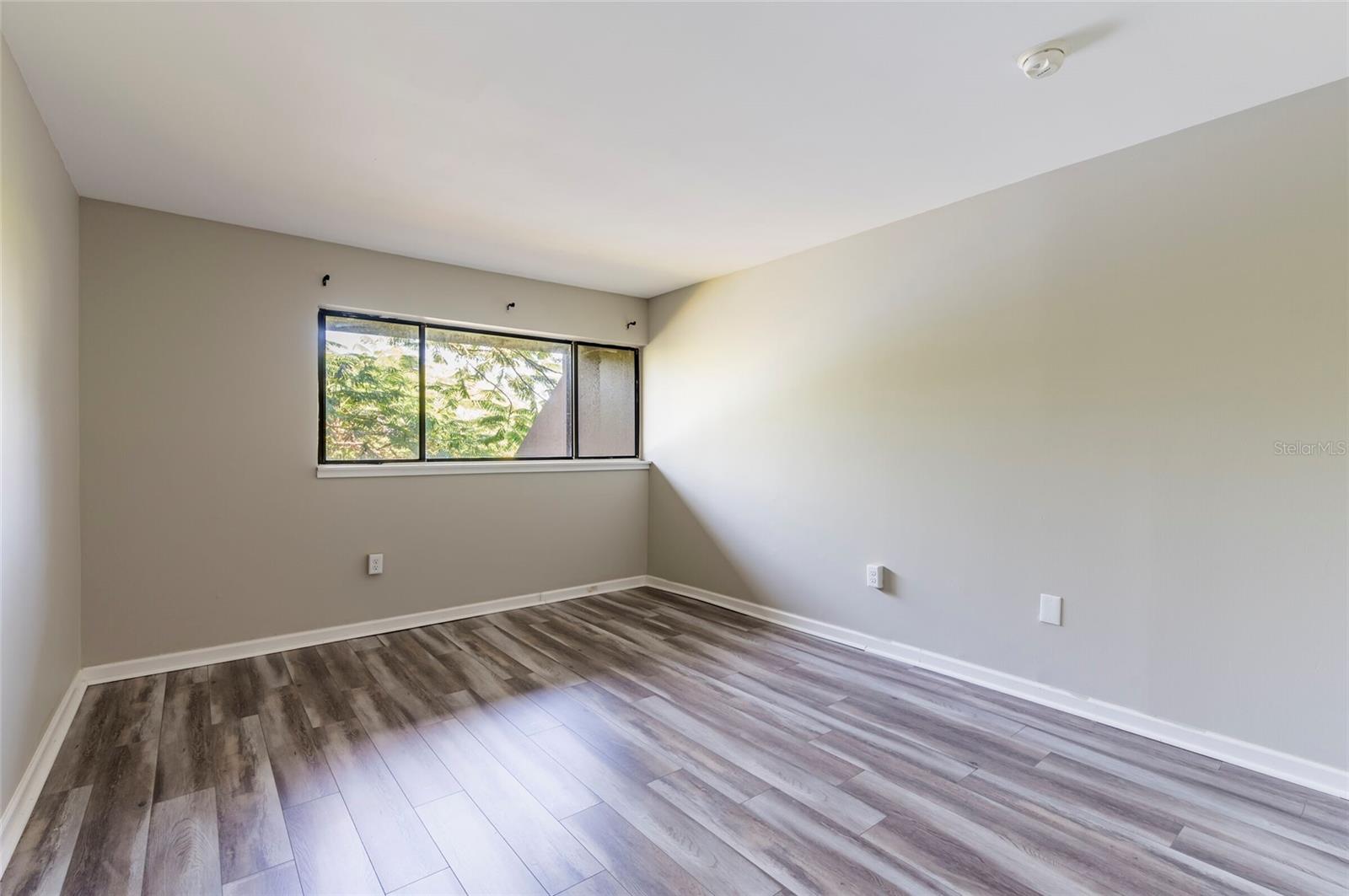 735 S VILLAGE DR N #206, ST PETERSBURG, FL — photo 29