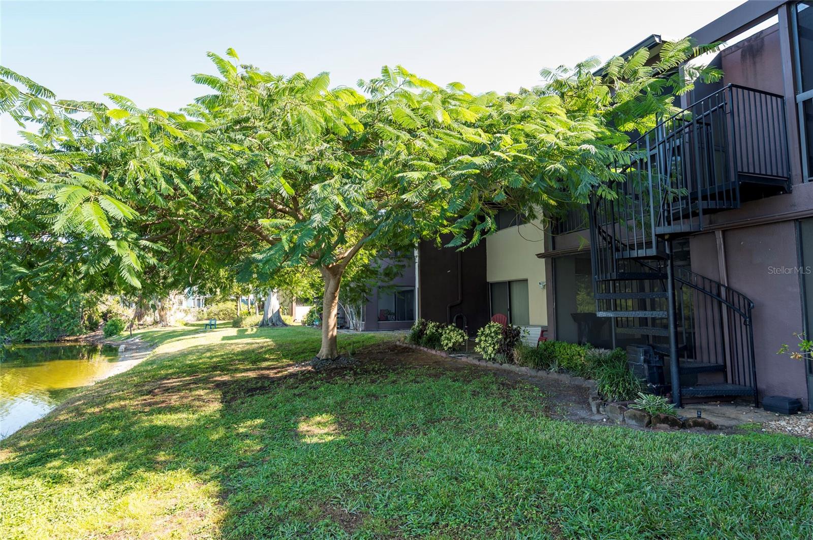 735 S VILLAGE DR N #206, ST PETERSBURG, FL — photo 32