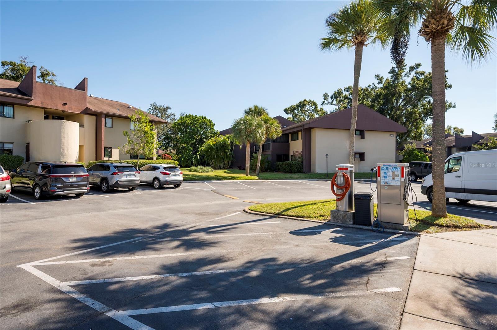 735 S VILLAGE DR N #206, ST PETERSBURG, FL — photo 35