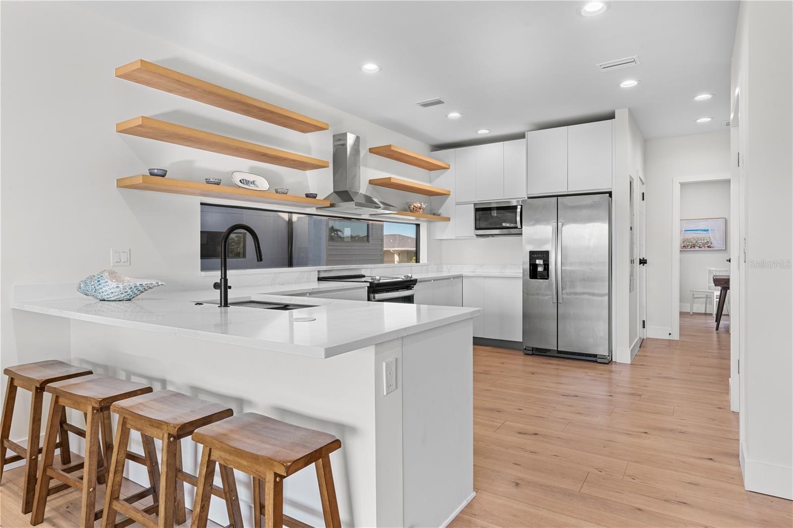 2200 BAY BLVD #B, INDIAN ROCKS BEACH, FL — photo 23