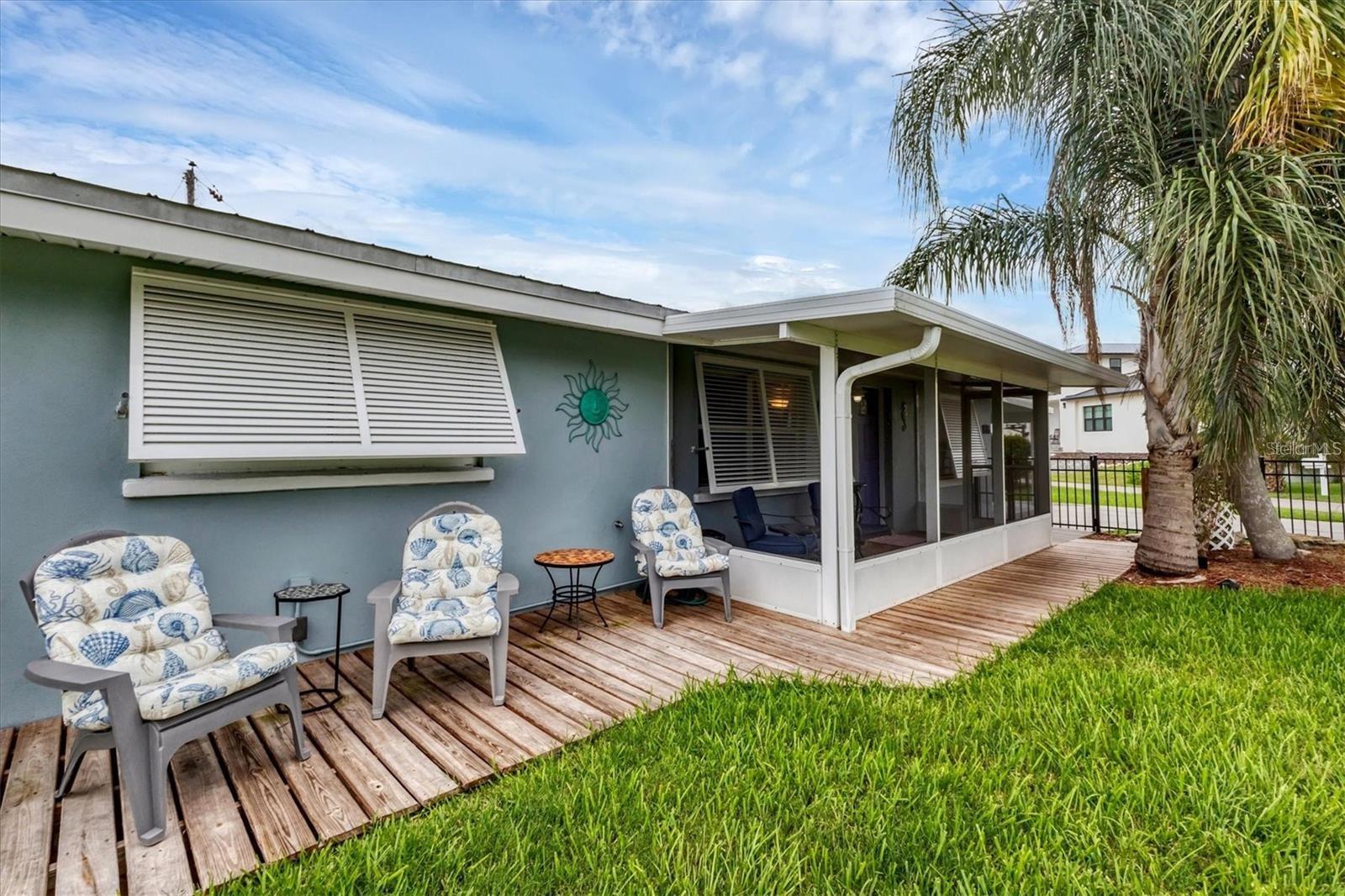 1686 CHAPLINE LN, SARASOTA, FL — photo 3