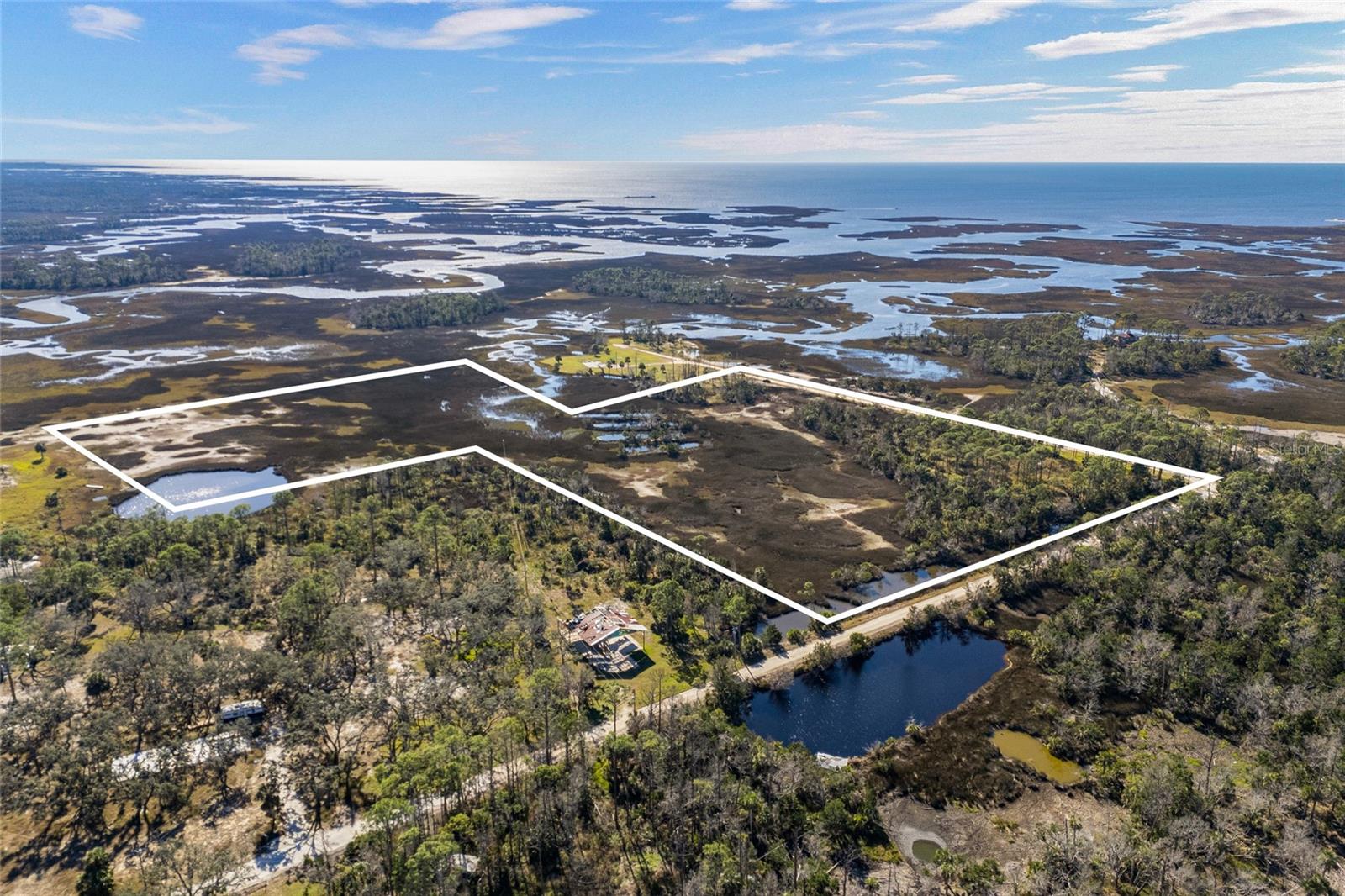 125 SW 284, STEINHATCHEE, FL — photo 11