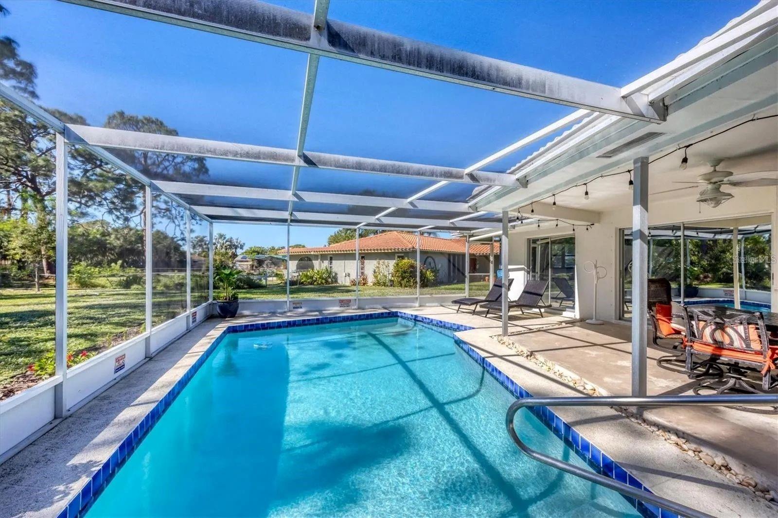 2410 CASS ST, SARASOTA, FL — photo 29