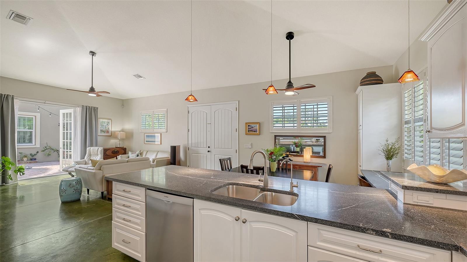 640 N OSPREY AVE, SARASOTA, FL — photo 13