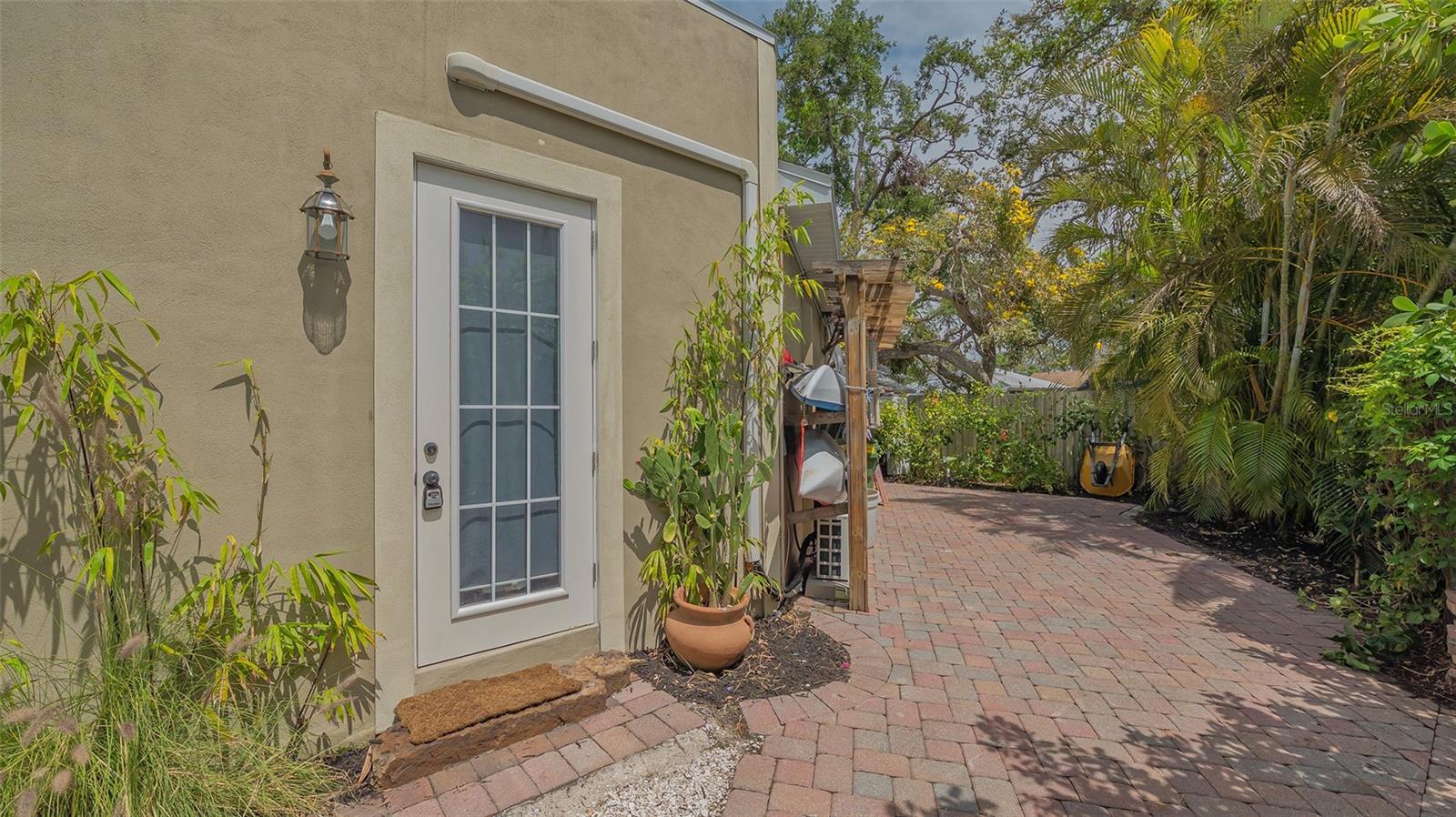 640 N OSPREY AVE, SARASOTA, FL — photo 55