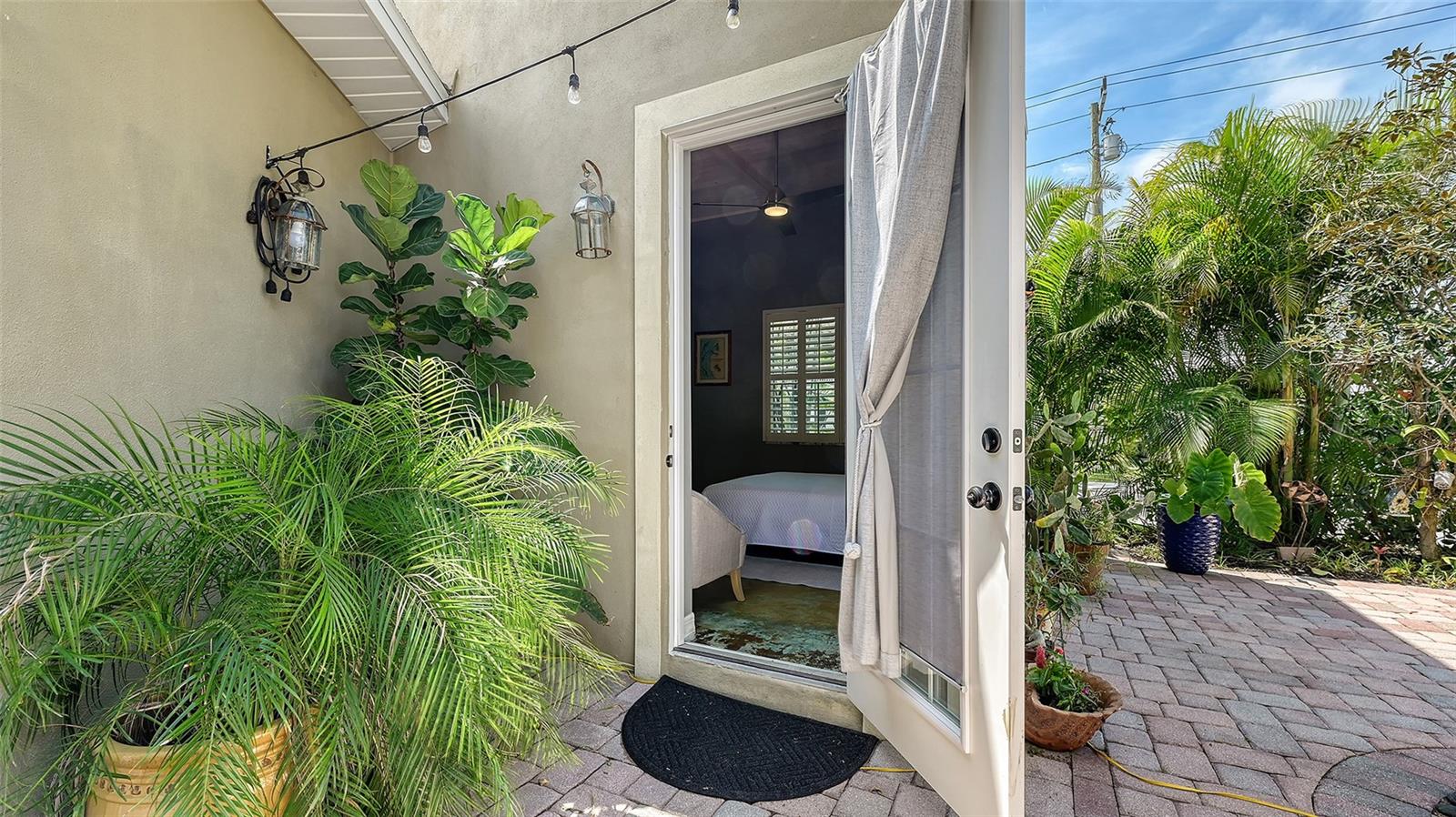 640 N OSPREY AVE, SARASOTA, FL — photo 56