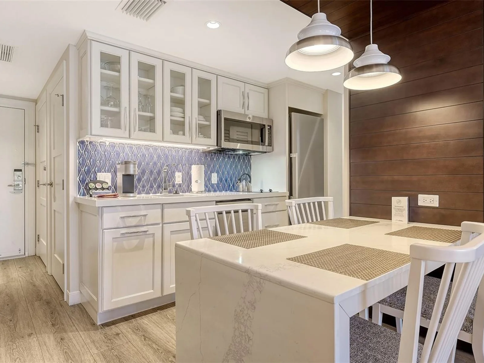 250 SANDS POINT RD #5101, LONGBOAT KEY, FL — photo 3