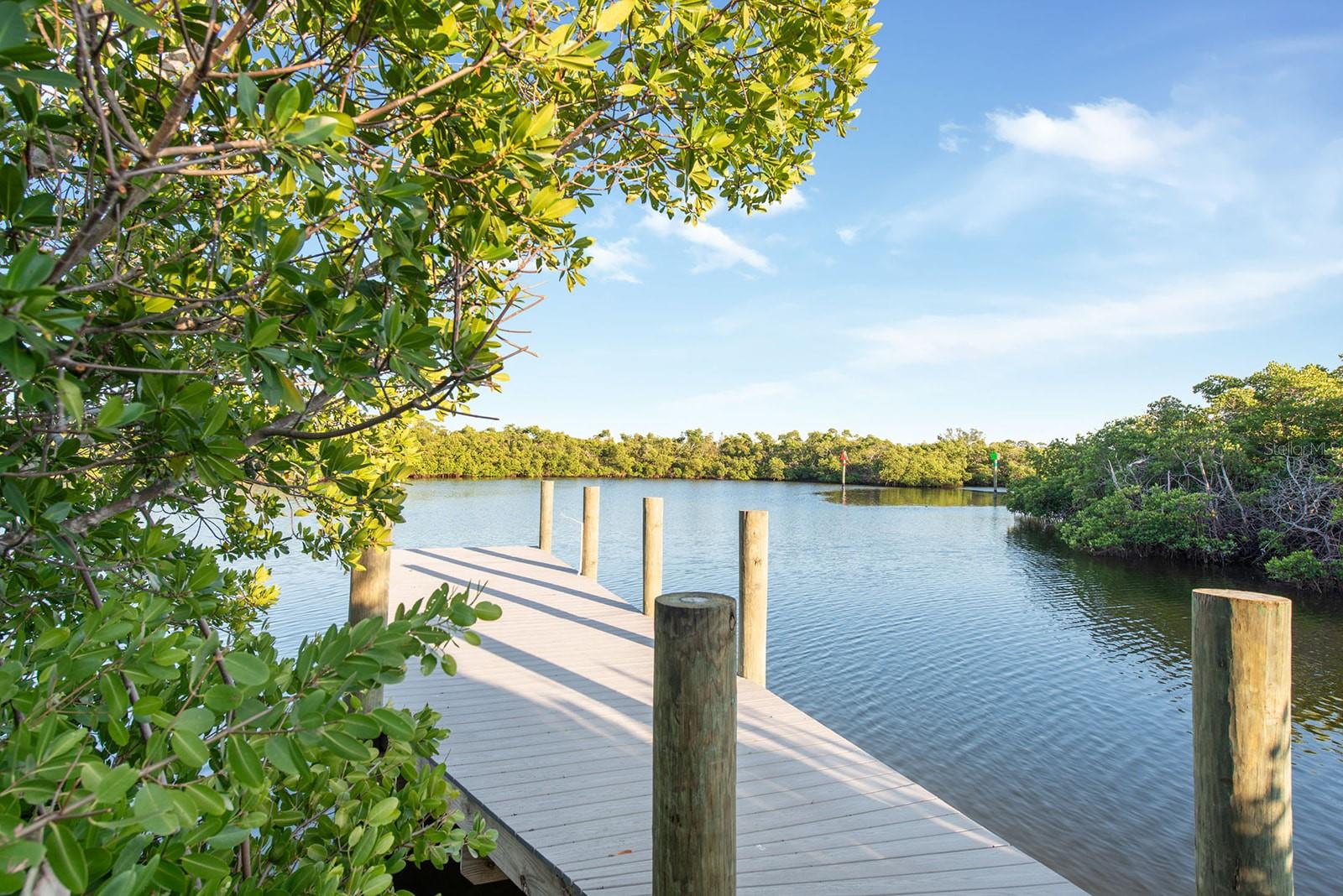 300 E BAY HEIGHTS AVE, ENGLEWOOD, FL — photo 2