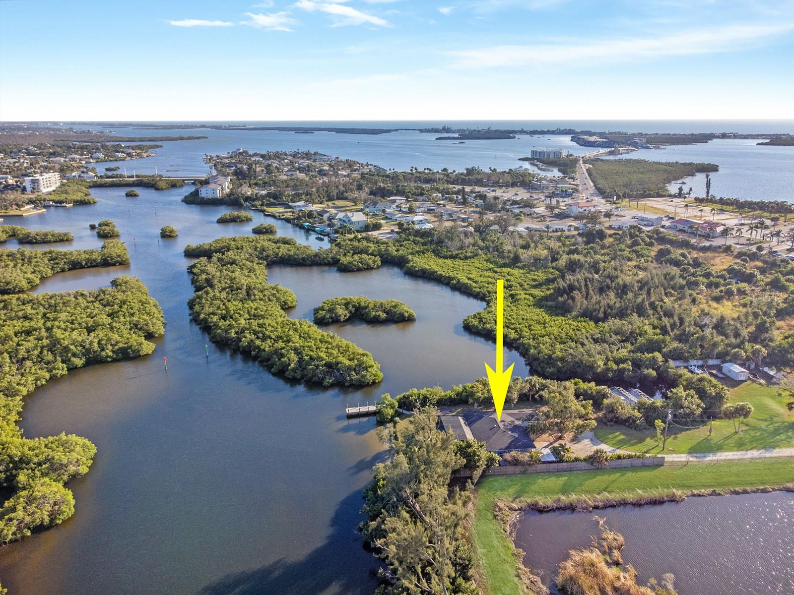 300 E BAY HEIGHTS AVE, ENGLEWOOD, FL