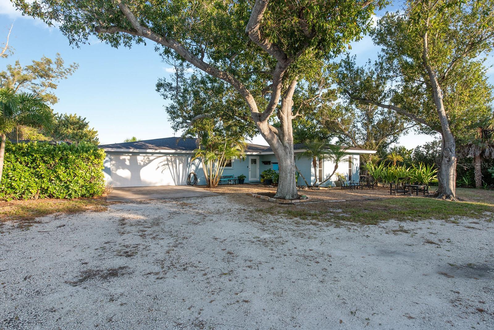 300 E BAY HEIGHTS AVE, ENGLEWOOD, FL — photo 5