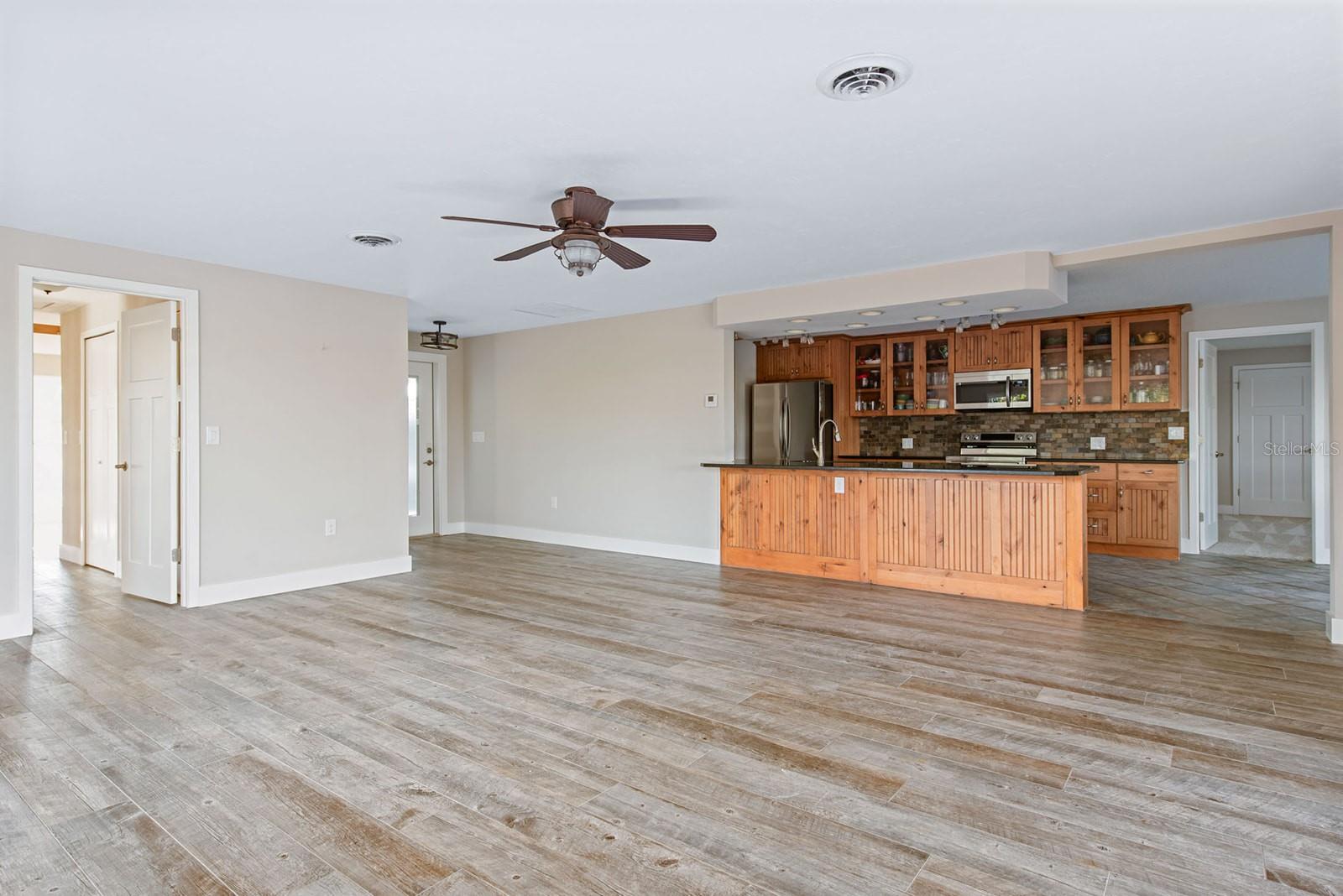 300 E BAY HEIGHTS AVE, ENGLEWOOD, FL — photo 6