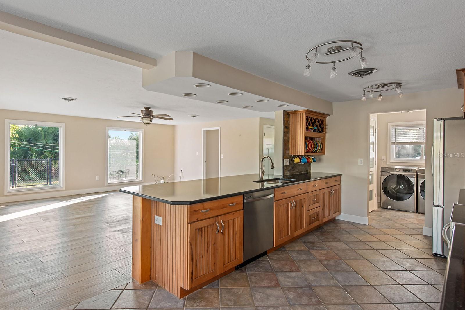 300 E BAY HEIGHTS AVE, ENGLEWOOD, FL — photo 13