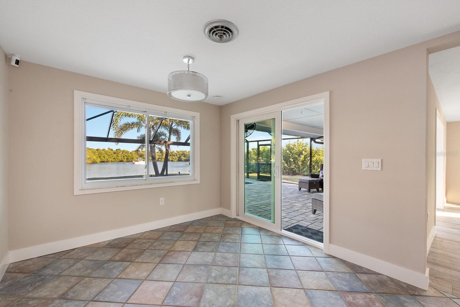 300 E BAY HEIGHTS AVE, ENGLEWOOD, FL — photo 19