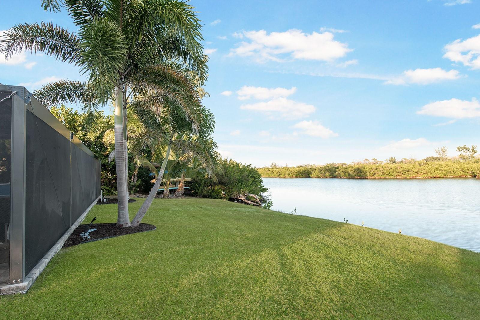 300 E BAY HEIGHTS AVE, ENGLEWOOD, FL — photo 45