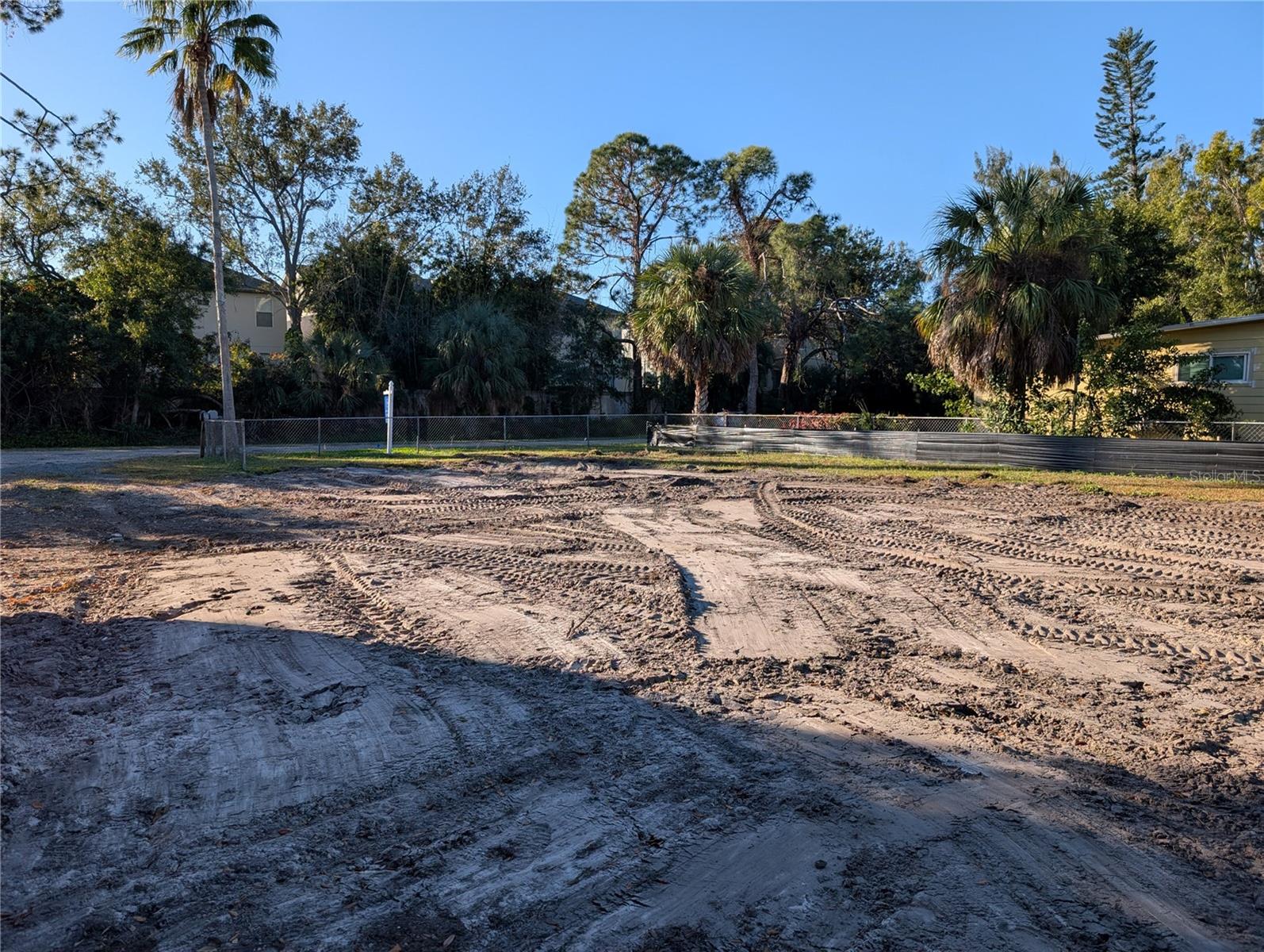 1331 MENTONE DR NE, ST PETERSBURG, FL — photo 2