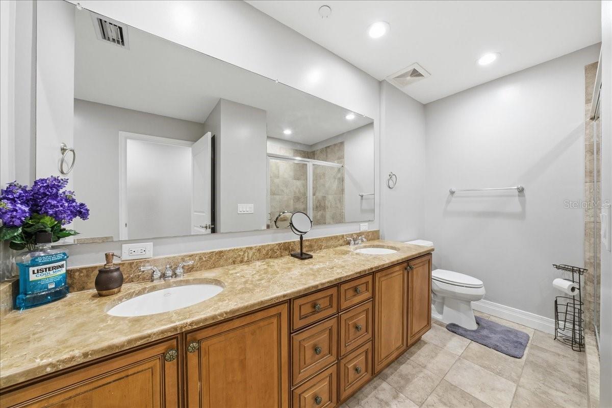 449 S 12TH ST #1804, TAMPA, FL — photo 33