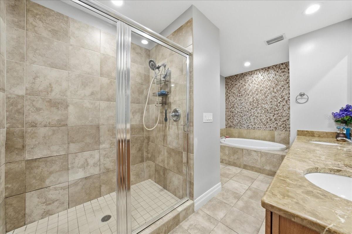 449 S 12TH ST #1804, TAMPA, FL — photo 38