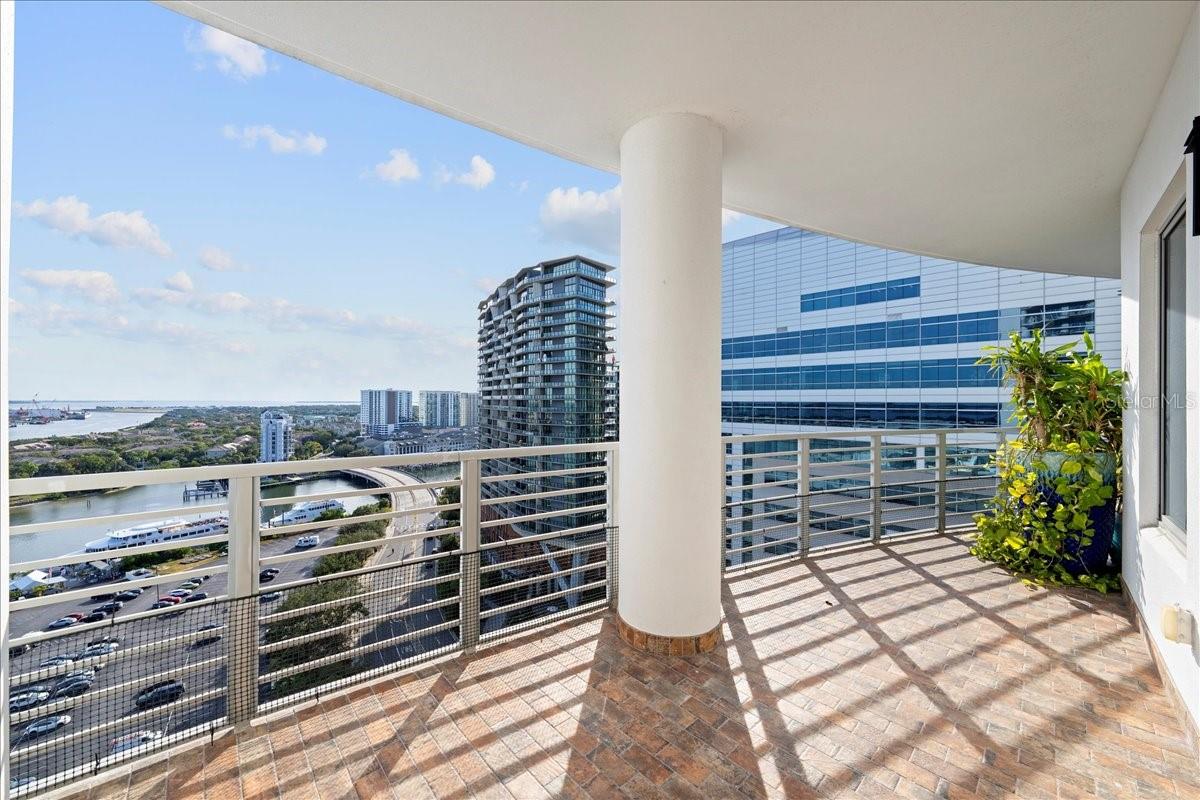 449 S 12TH ST #1804, TAMPA, FL — photo 58