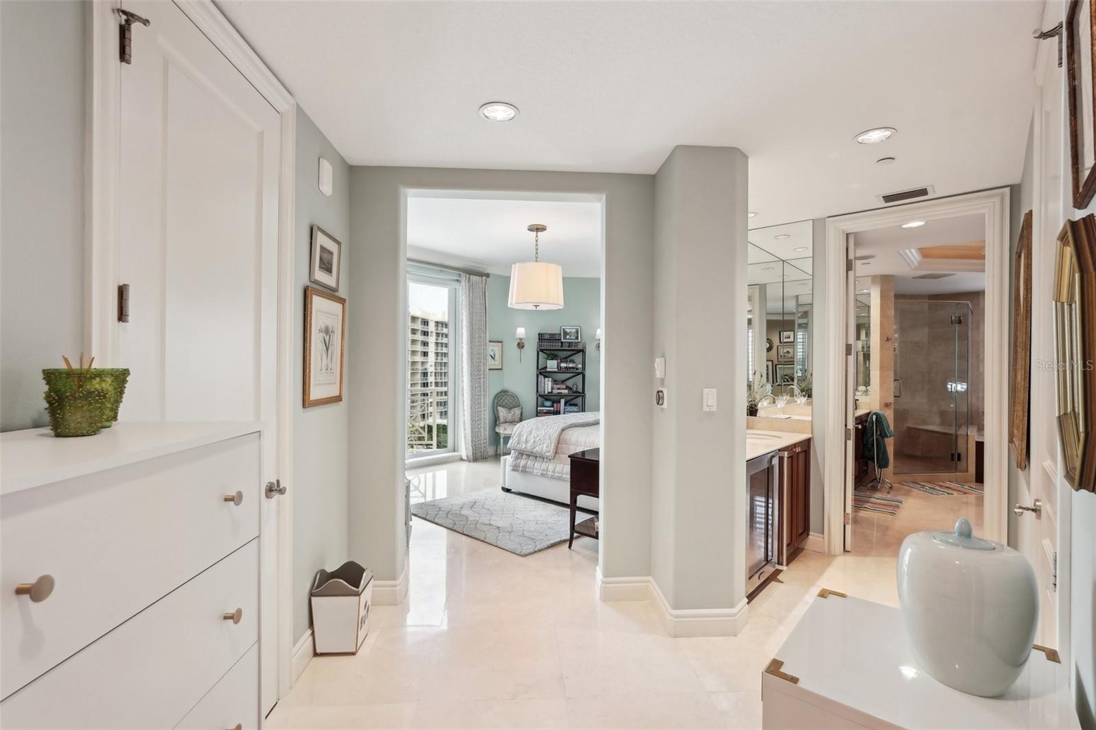 2050 BENJAMIN FRANKLIN DR #B704, SARASOTA, FL — photo 23