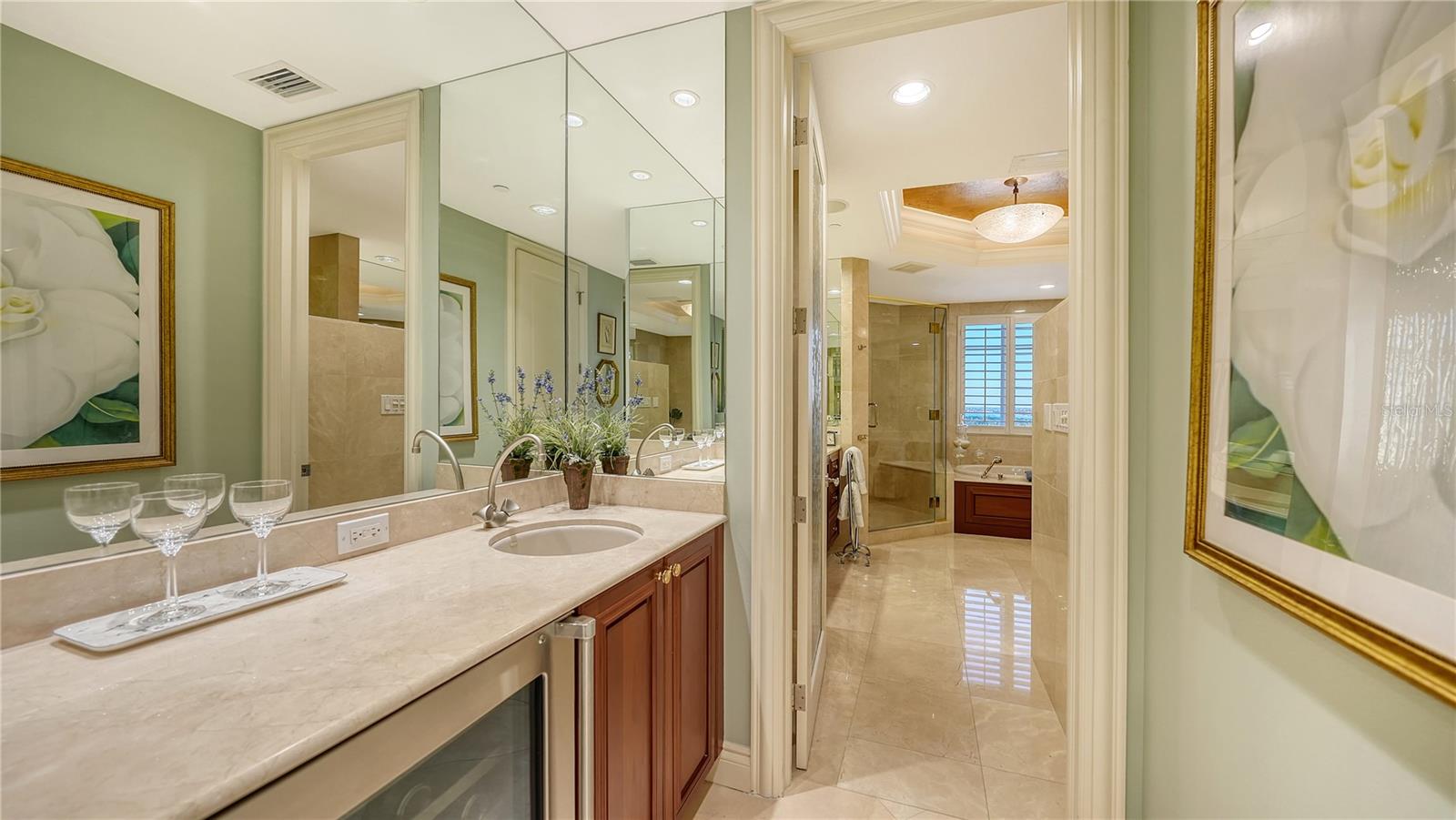 2050 BENJAMIN FRANKLIN DR #B704, SARASOTA, FL — photo 29