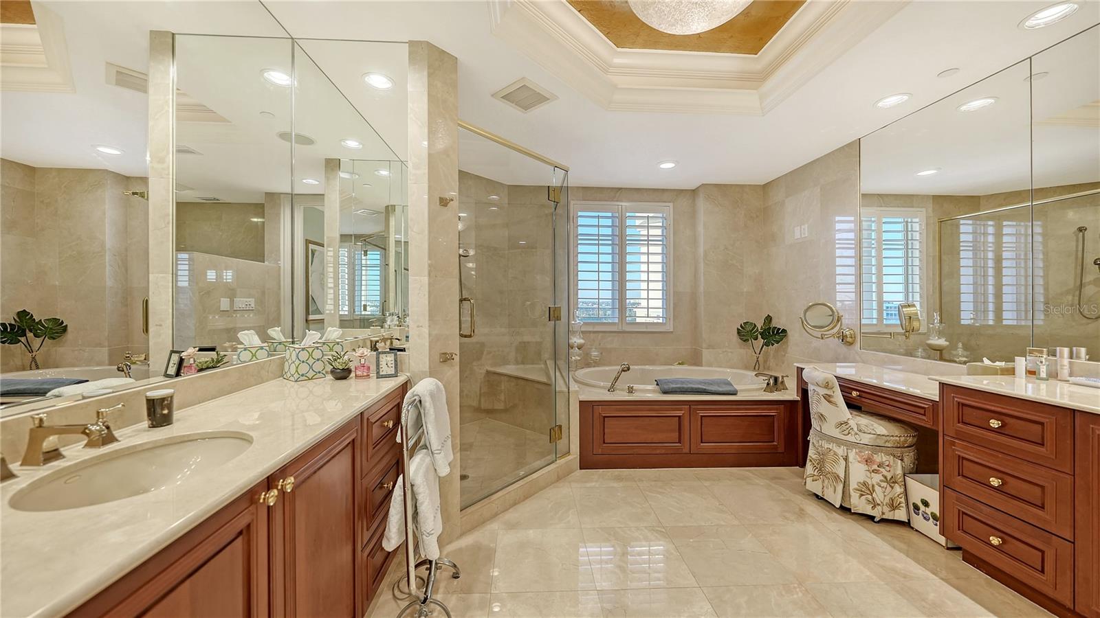 2050 BENJAMIN FRANKLIN DR #B704, SARASOTA, FL — photo 30