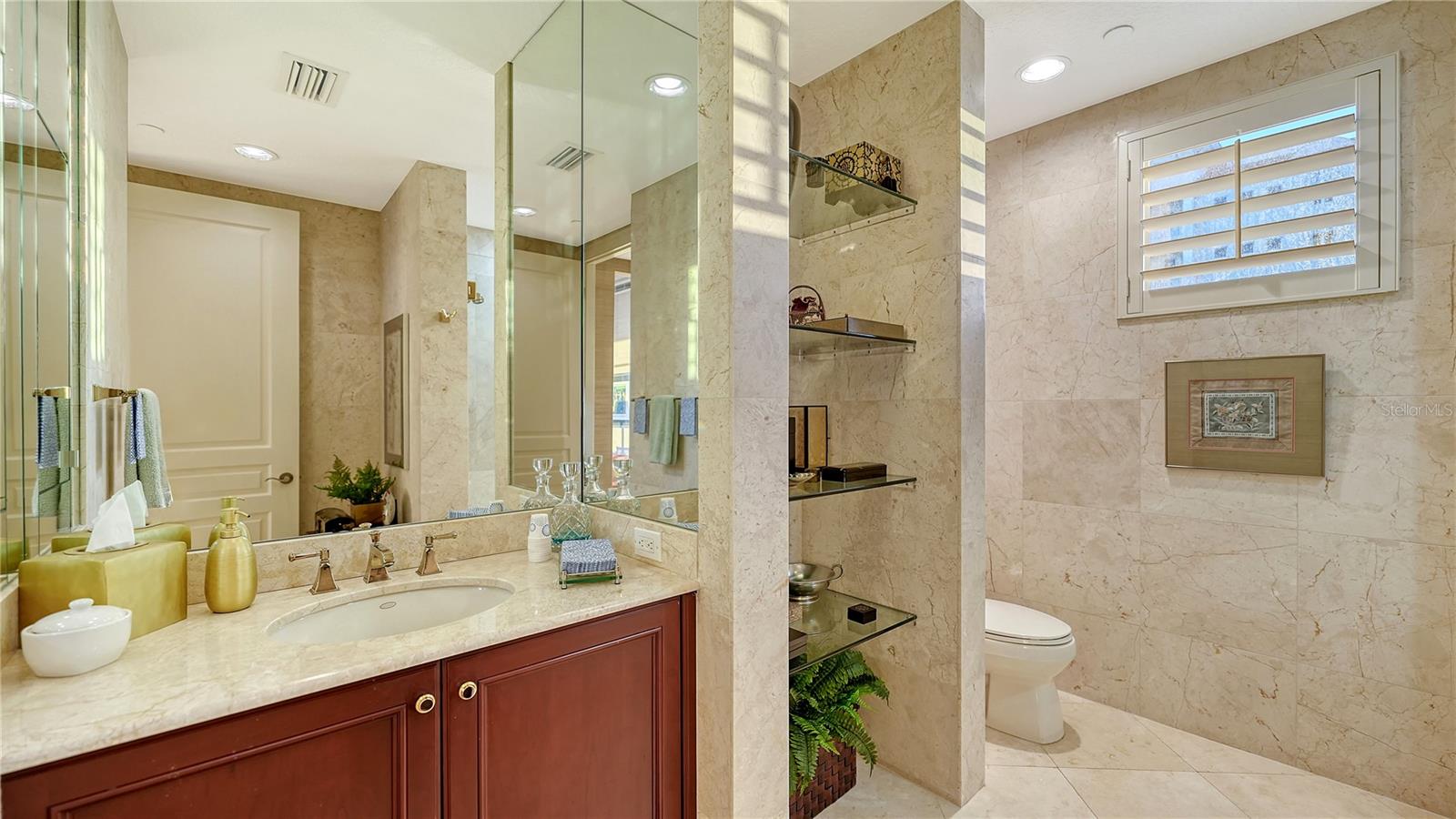 2050 BENJAMIN FRANKLIN DR #B704, SARASOTA, FL — photo 39