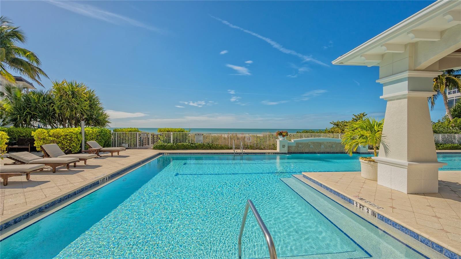 2050 BENJAMIN FRANKLIN DR #B704, SARASOTA, FL — photo 51