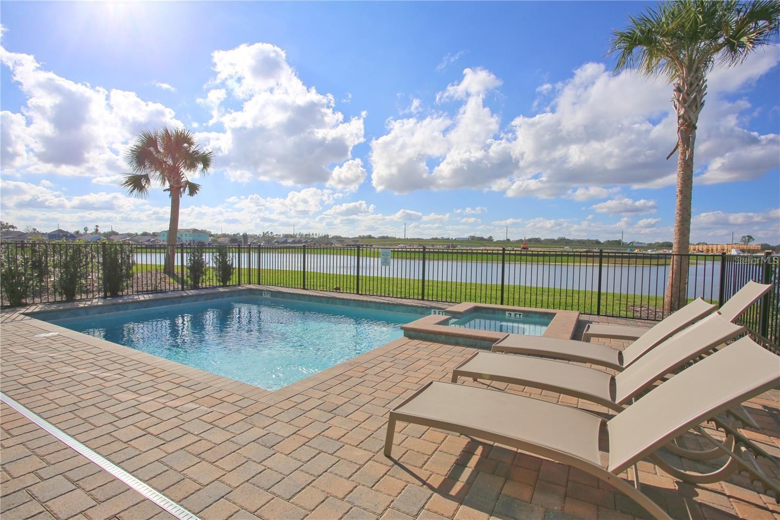 8145 SURF ST, KISSIMMEE, FL — photo 2